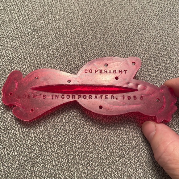 Vintage Loew’s Incorporated 1956 Red Transparent Plastic ROOSTER Cookie Cutter - Picture 3 of 9
